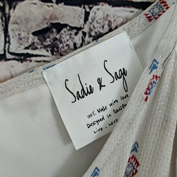 NWT ~ SADIE & SAGE Tribal Print Dress - Picture 5 of 9